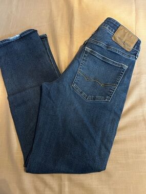 EUC American Eagle Outfitters Dark Indigo Original Straight Jeans